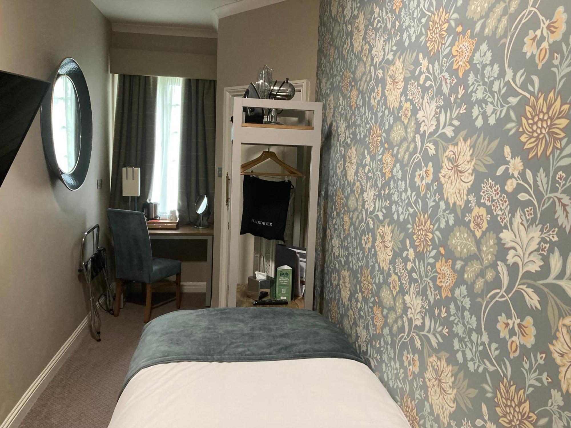 The Abbey Inn 페이즐리 외부 사진